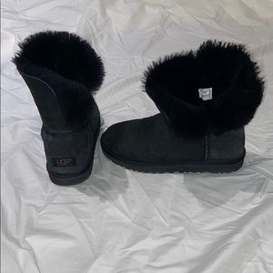 Black uggs